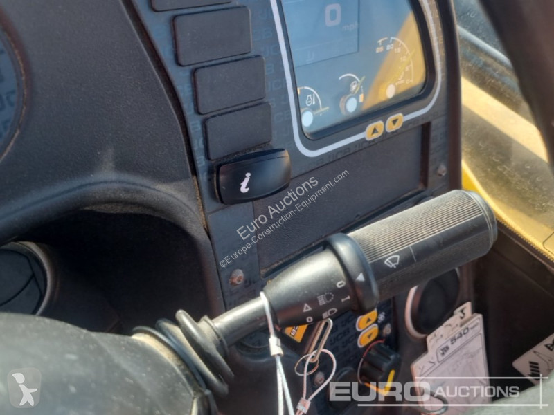 رافعة شوكية تلسكوبية JCB 540-140 Hi Viz