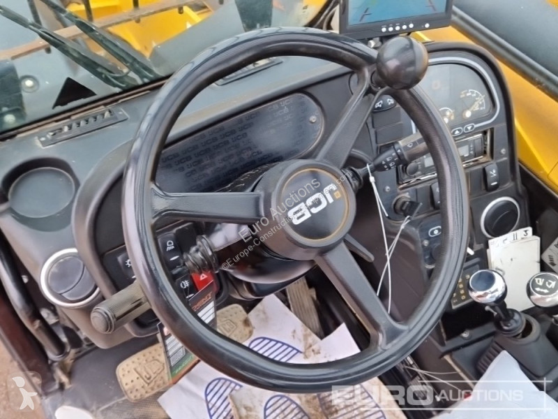 رافعة شوكية تلسكوبية JCB 540-140 Hi Viz