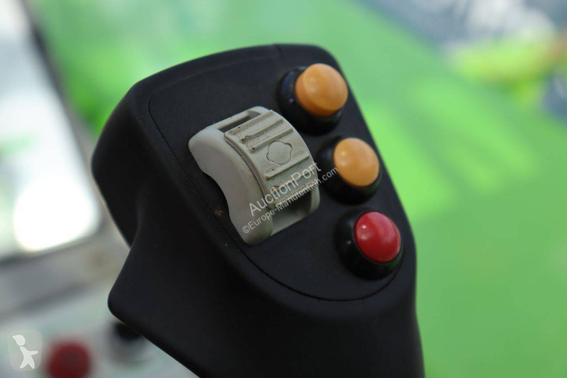 Teleskopický manipulátor Merlo 60.24MCSS