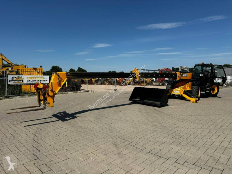 Carretilla telescópica JCB HiViz...