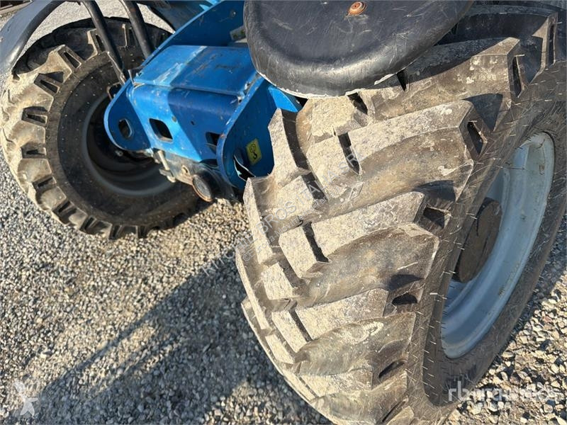 伸缩臂叉车 Genie Telehandler