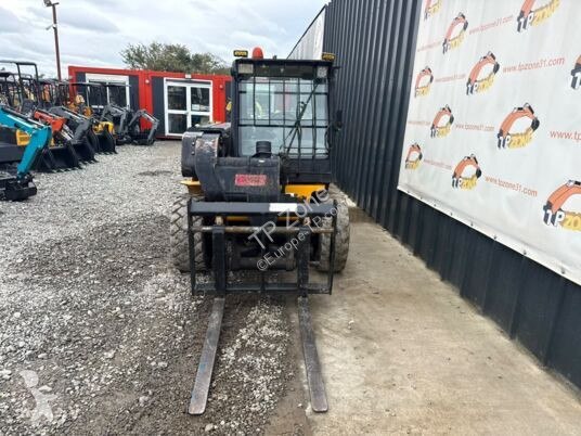 Chariot télescopique JCB
