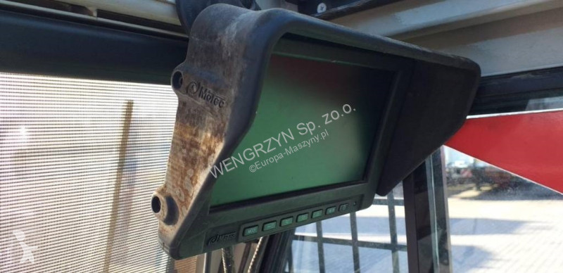 Teleskopický vozík Sennebogen 305