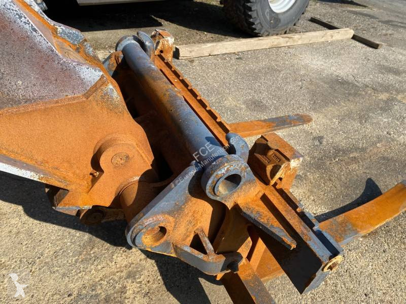 Încărcător telescopic Manitou MLT 737 endommagé