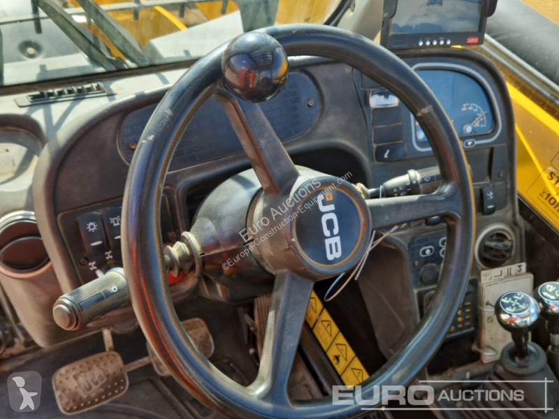 رافعة شوكية تلسكوبية JCB 540-140 Hi Viz