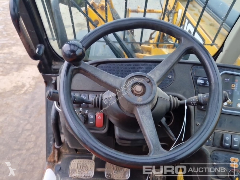 رافعة شوكية تلسكوبية JCB 540-140 Hi Viz
