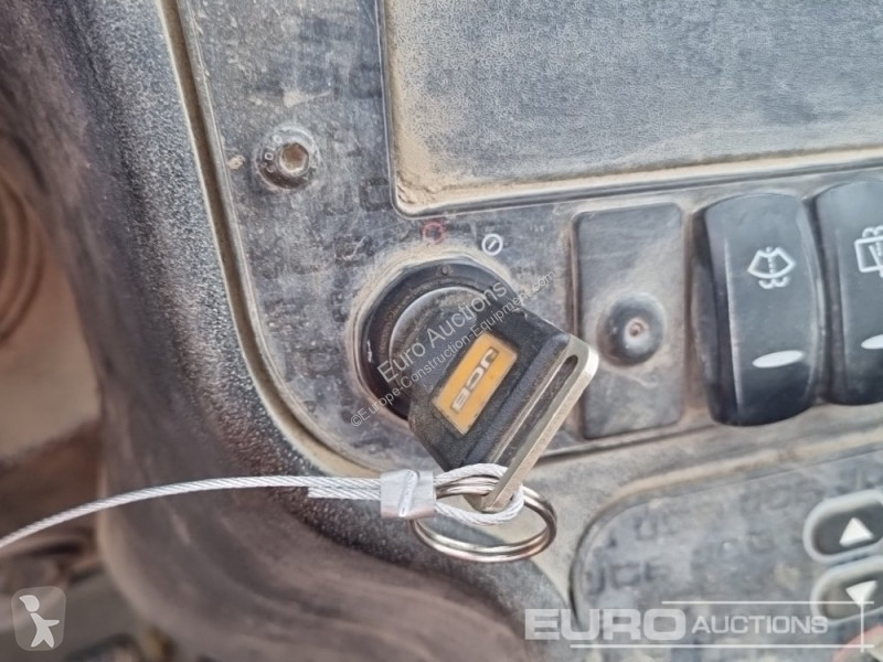 Teleskopický vozík JCB 540-140 Hi Viz