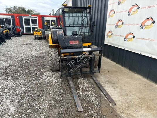 Chariot télescopique JCB