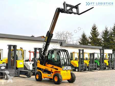 Încărcător telescopic JCB