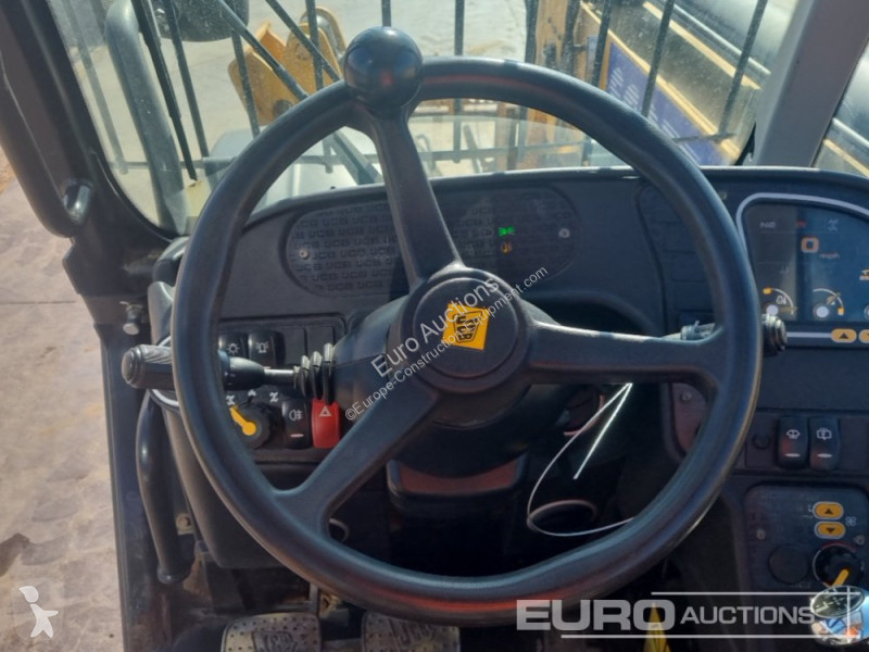 رافعة شوكية تلسكوبية JCB 540-140 Hi Viz