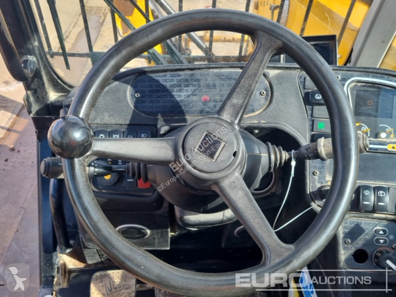 Teleskopický vozík JCB 540-170