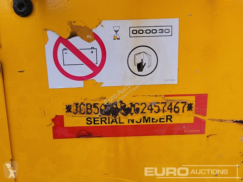 Teleskopický vozík JCB 525-60 Hi Viz