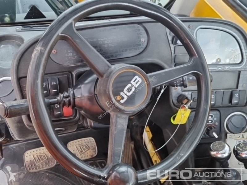 Teleskopický vozík JCB 540-140 Hi Viz