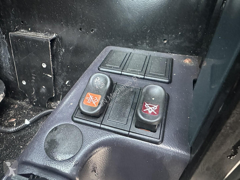 Teleskopický manipulátor Manitou MLT 961-145 V