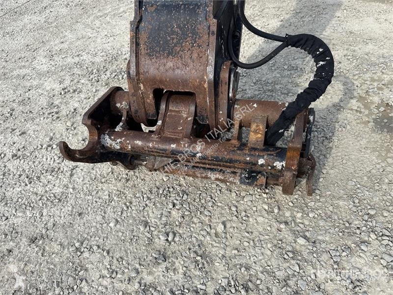 Телескопічний навантажувач Manitou...