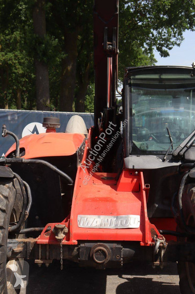 Телескопичен товарач Manitou