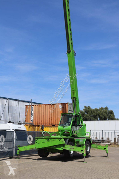 Chariot télescopique Merlo ROTO 60.24MCSS