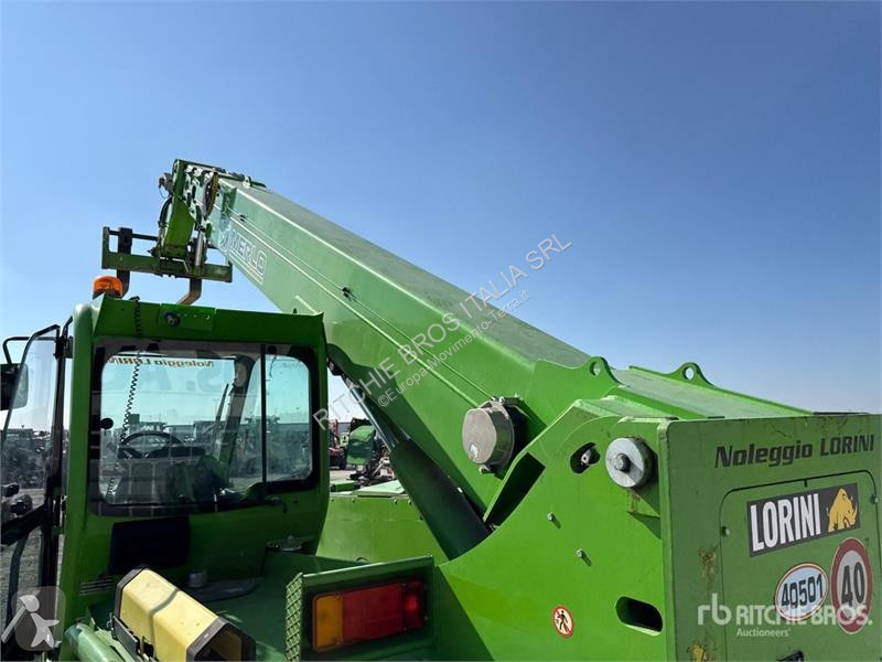 Încărcător telescopic Merlo P40.17