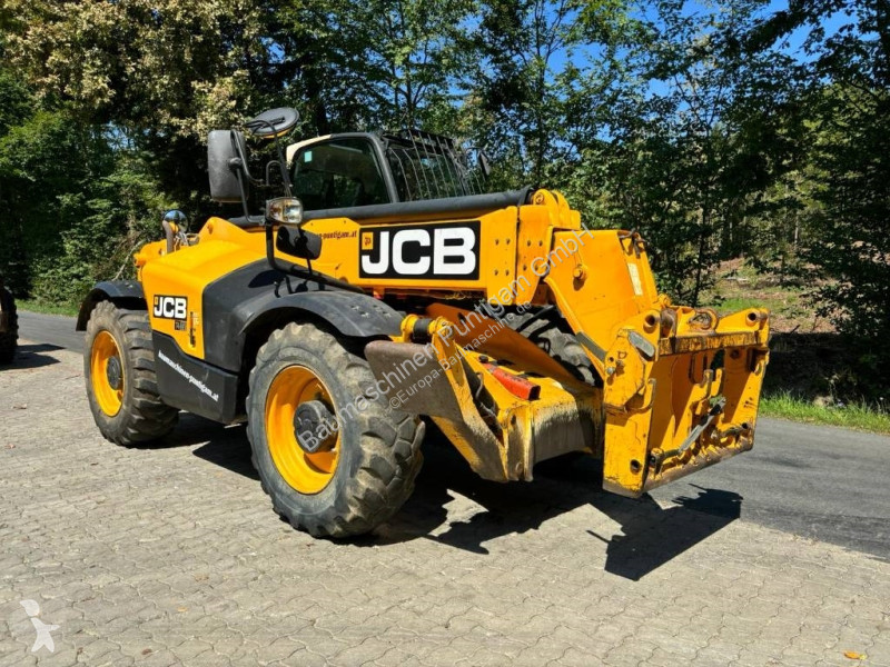 Sollevatori telescopici JCB 535-125