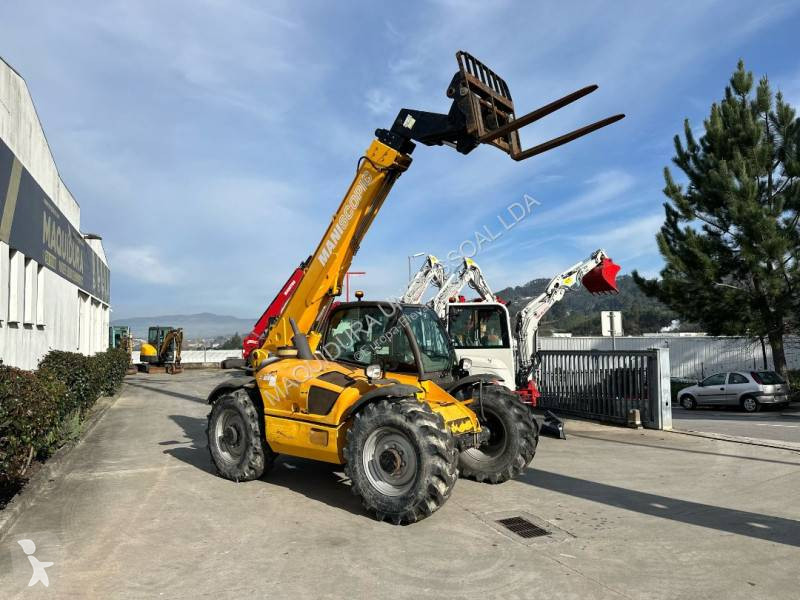 Încărcător telescopic Manitou