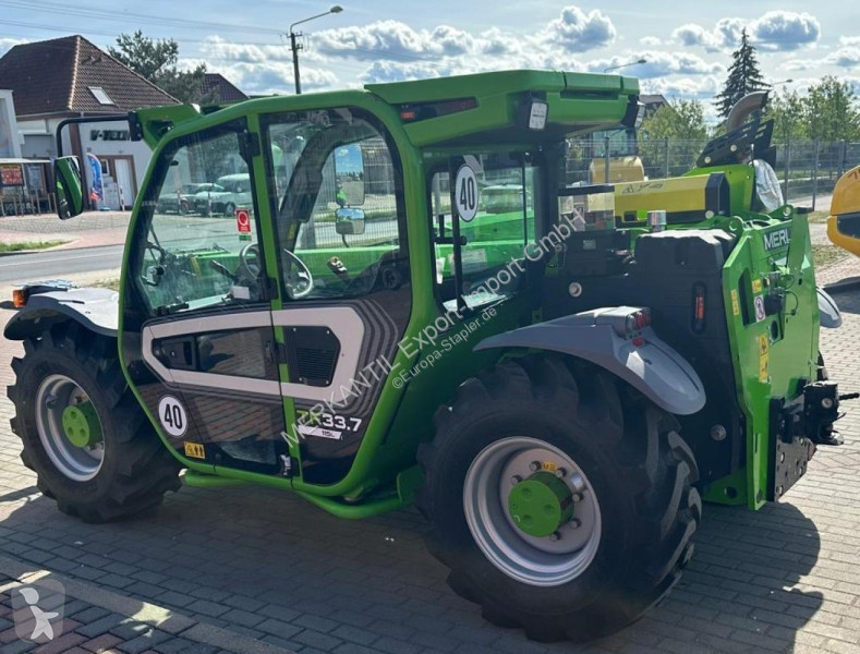 Încărcător telescopic Merlo  TF 33.7