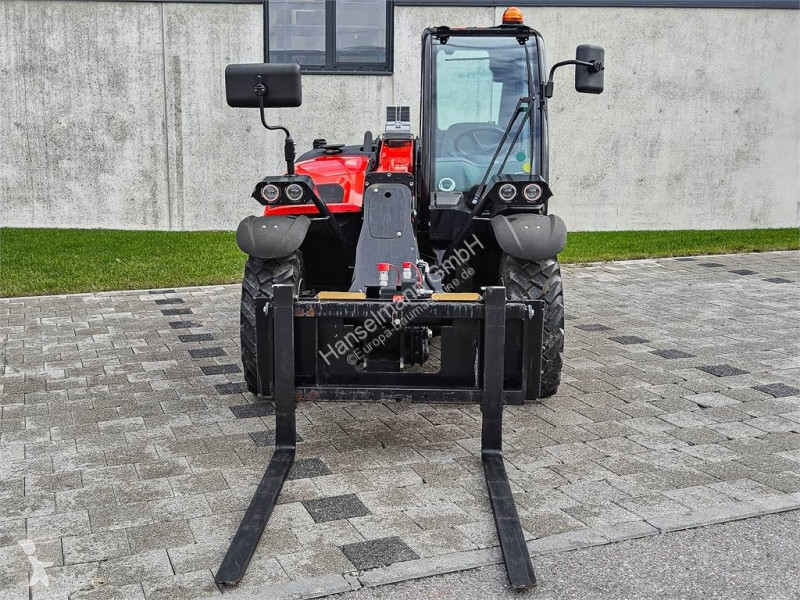 رافعة شوكية تلسكوبية Manitou ULM 415H