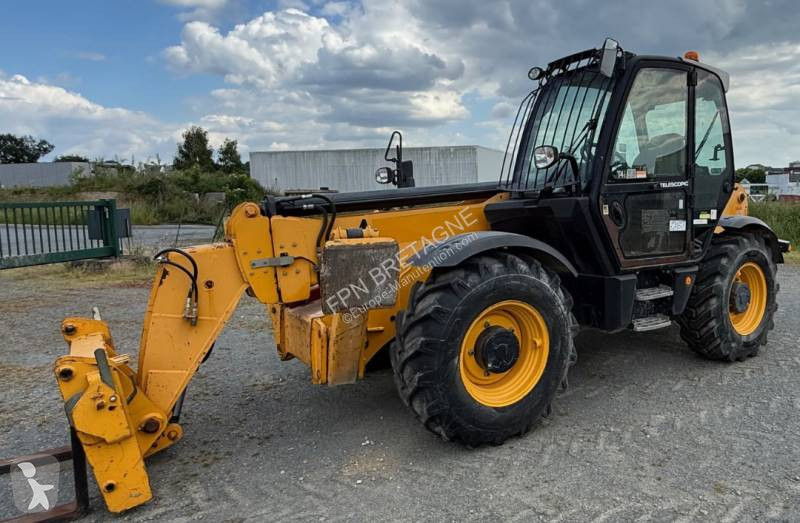 Chariot télescopique JCB LLMC