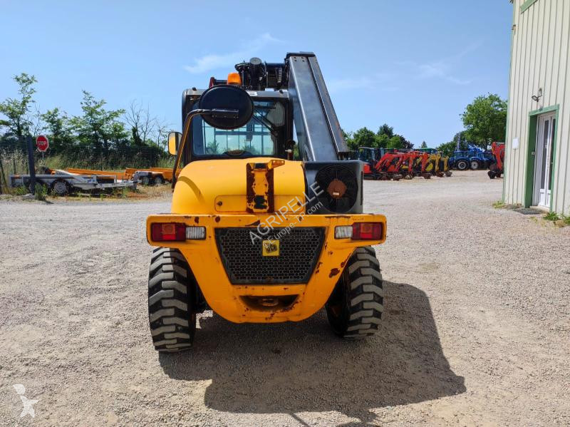 Încărcător telescopic JCB