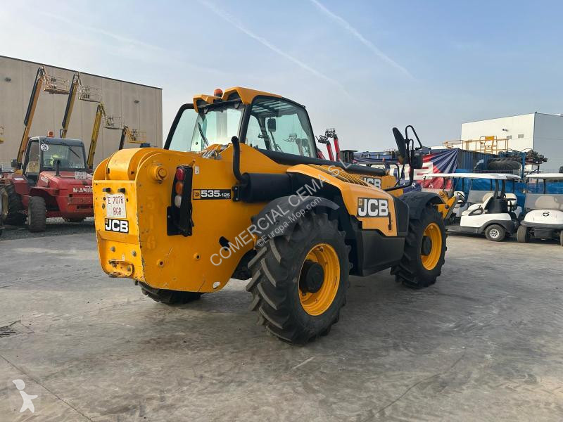 Chariot télescopique JCB