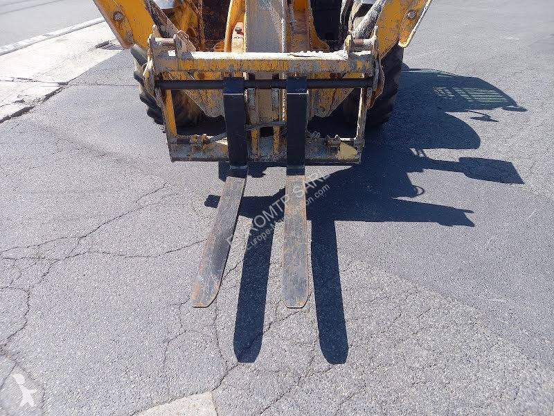 Încărcător telescopic JCB