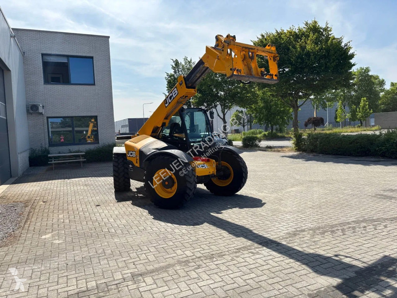 Chariot télescopique JCB AG Super 4x4x4...