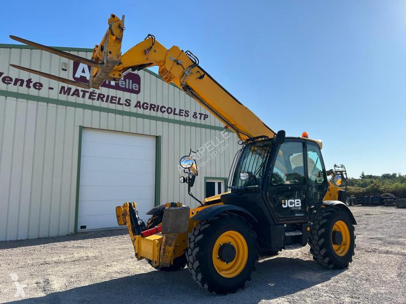 Încărcător telescopic JCB