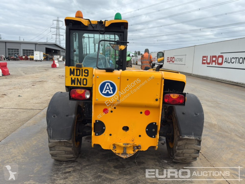 رافعة شوكية تلسكوبية JCB 525-60 Hi Viz