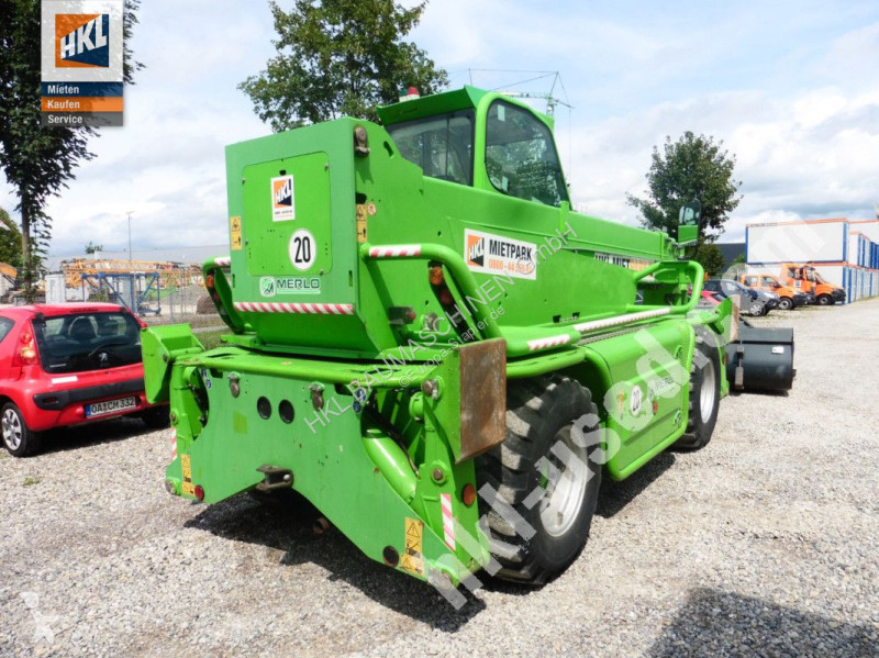 Încărcător telescopic Merlo 40.18 S