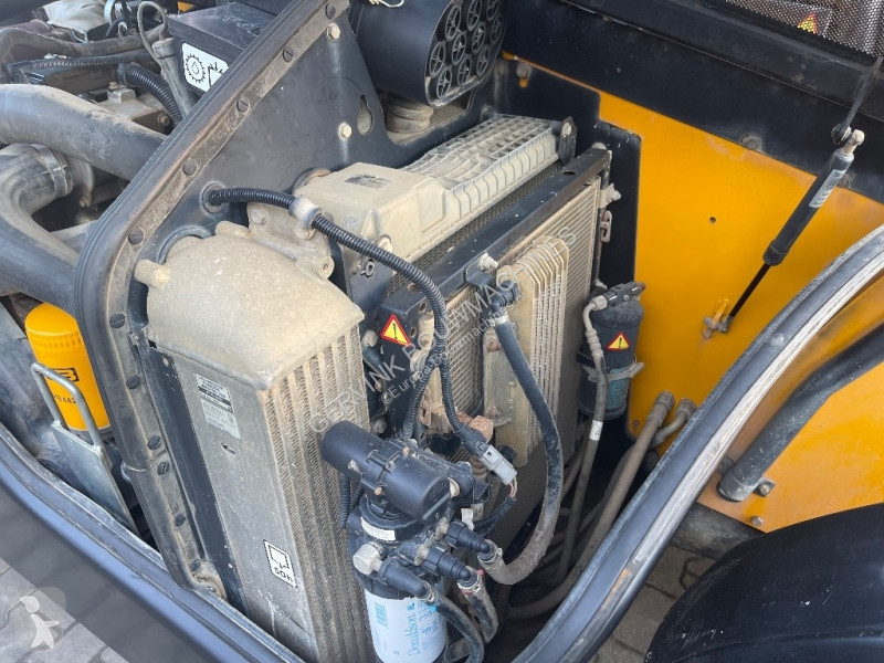 Teleskopisk truck JCB 533-105