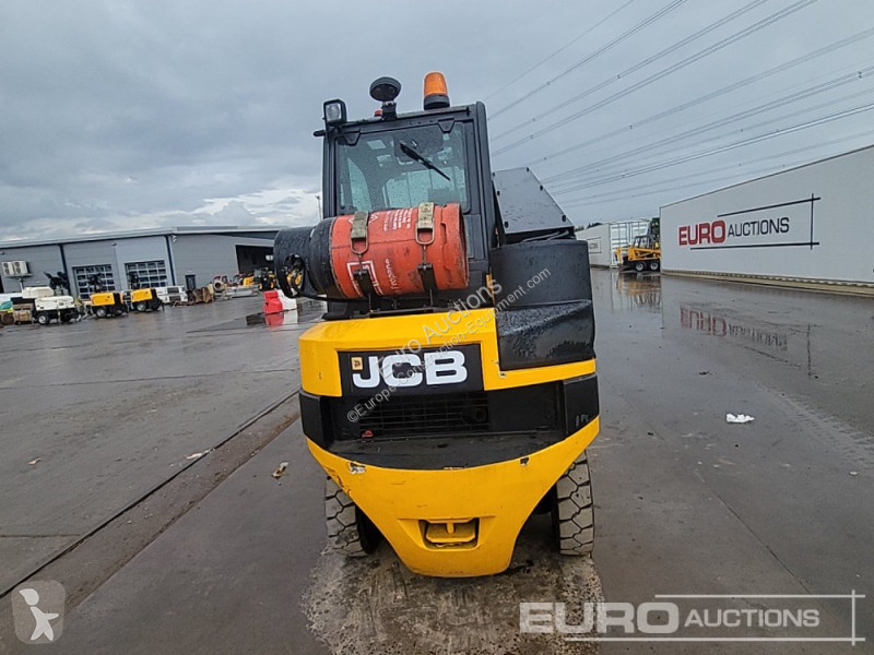Încărcător telescopic JCB
