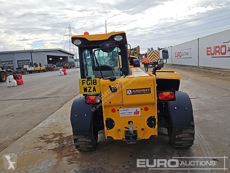 رافعة شوكية تلسكوبية JCB 525-60 Hi Viz