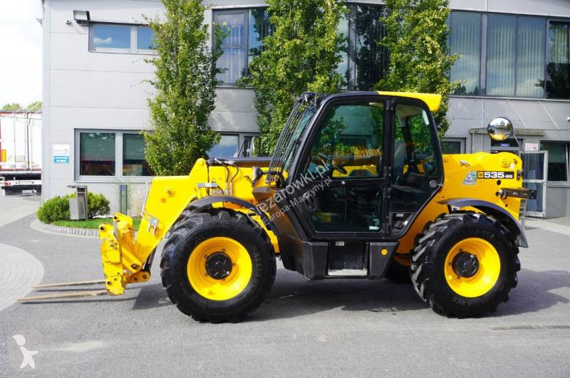 Chariot télescopique JCB
