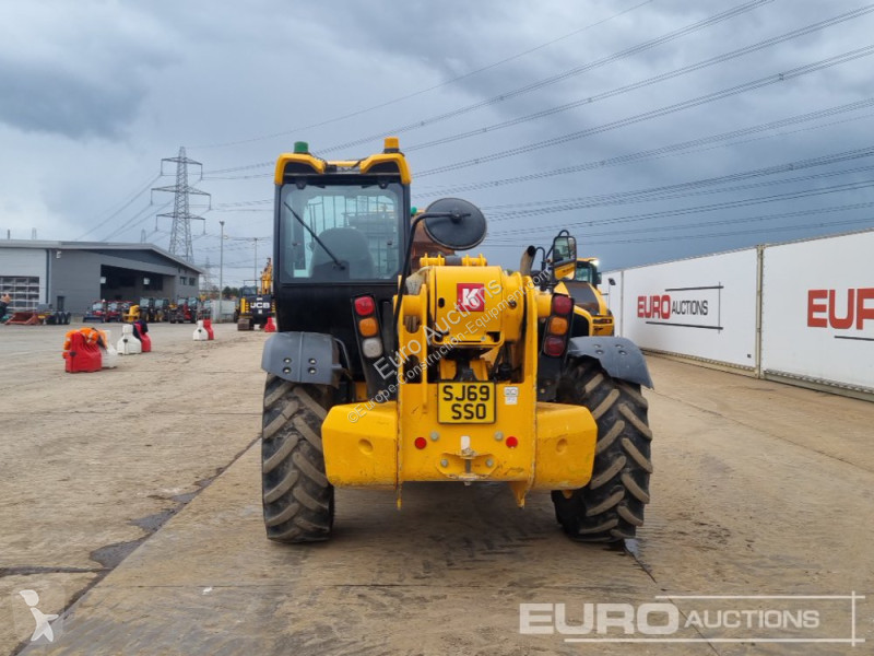 Teleskopický vozík JCB 540-140 Hi Viz