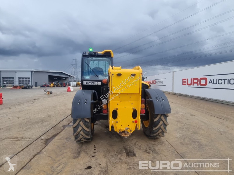Teleskopický vozík JCB 535-95