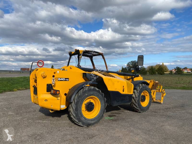 رافعة شوكية تلسكوبية JCB 540-140 -1er Main...
