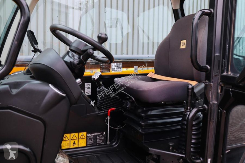 رافعة شوكية تلسكوبية JCB HI VIZ Diesel Stage V,...