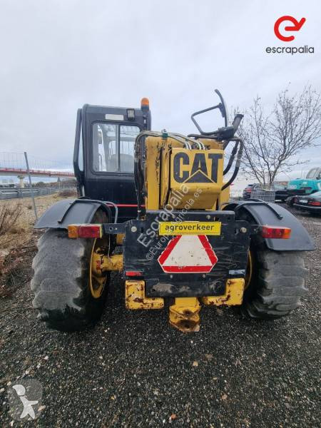 Chariot télescopique Caterpillar TH62