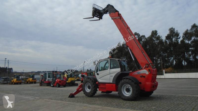 Empilhador telescópico Manitou