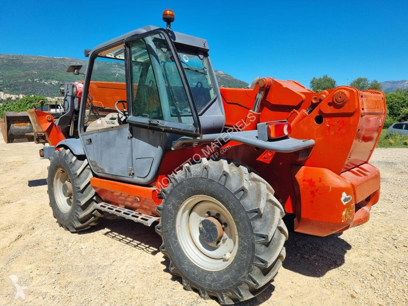رافعة شوكية تلسكوبية Manitou SLT