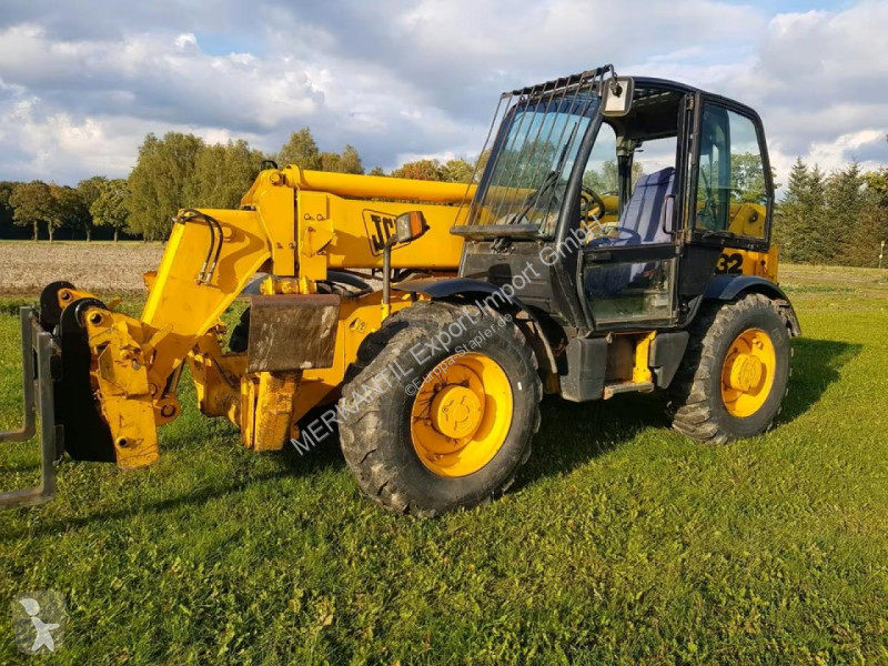 Teleskopický manipulátor JCB  532-120