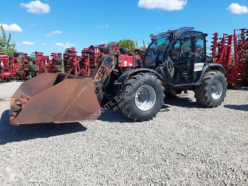 رافعة شوكية تلسكوبية Case  IH Farmlift 742