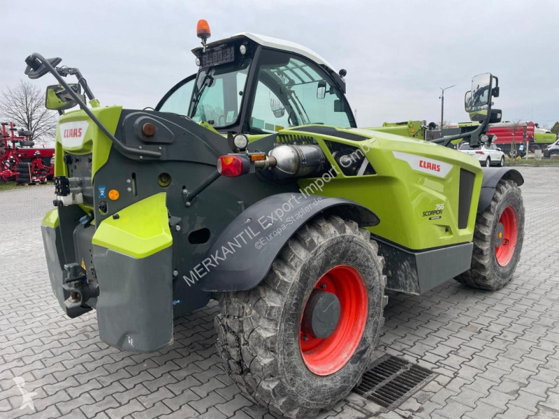 رافعة شوكية تلسكوبية Claas 756 Varipower