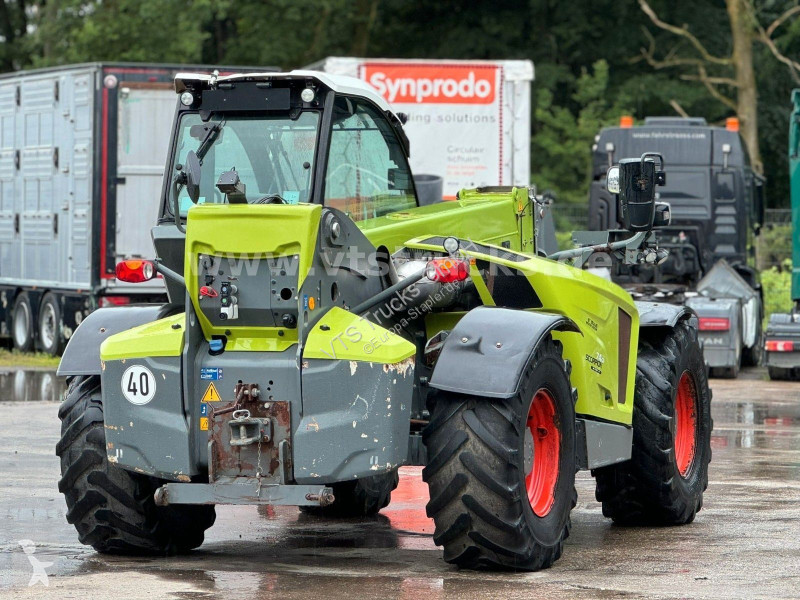 رافعة شوكية تلسكوبية Claas Claas Scorpion 746...