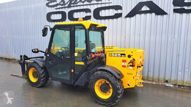 Teleskopický manipulátor JCB  525-60